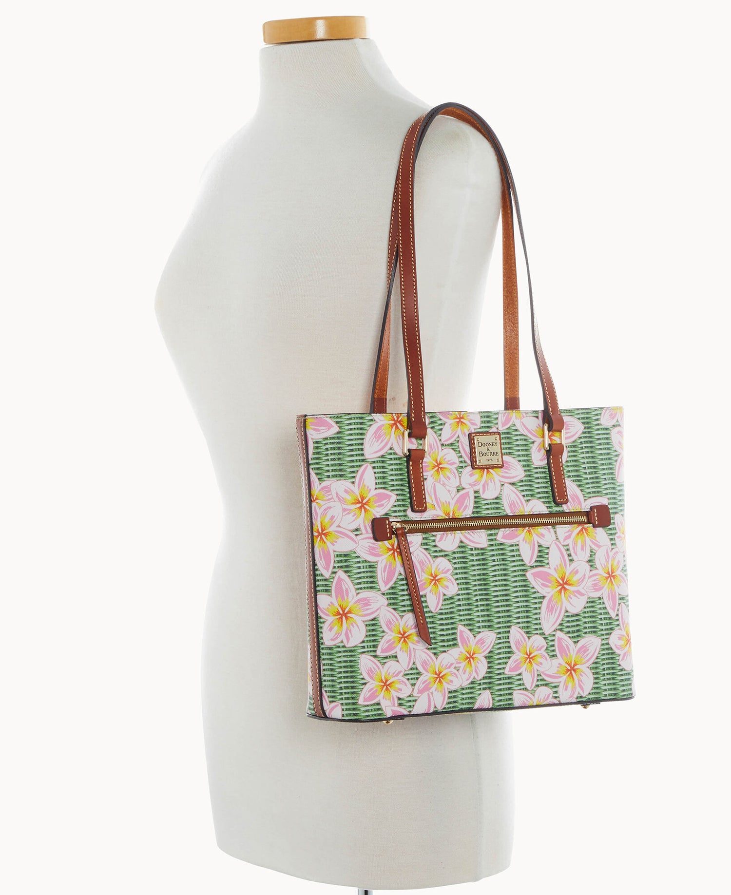 B1924G_3B9YPATN_ALT4