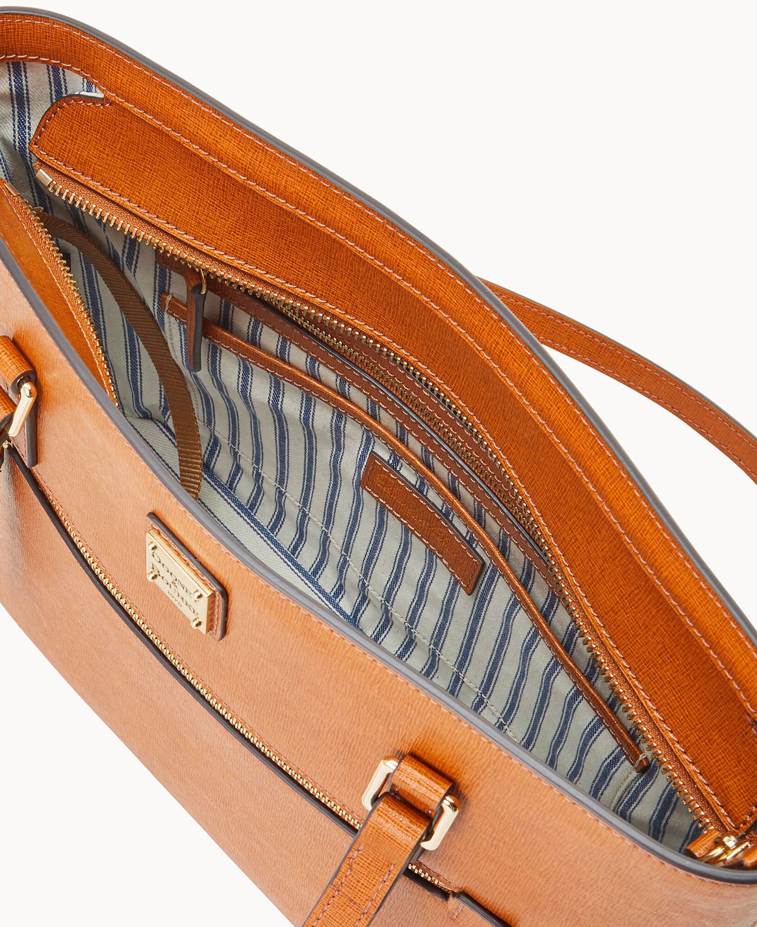 B1924G_SINASINA0002_ALT2