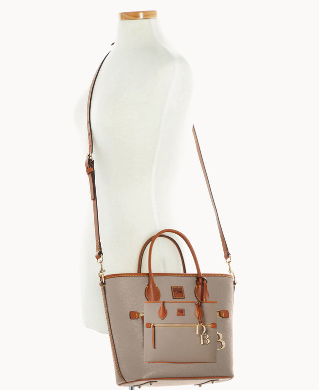 B1963G_9PTPPAKR_ALT4