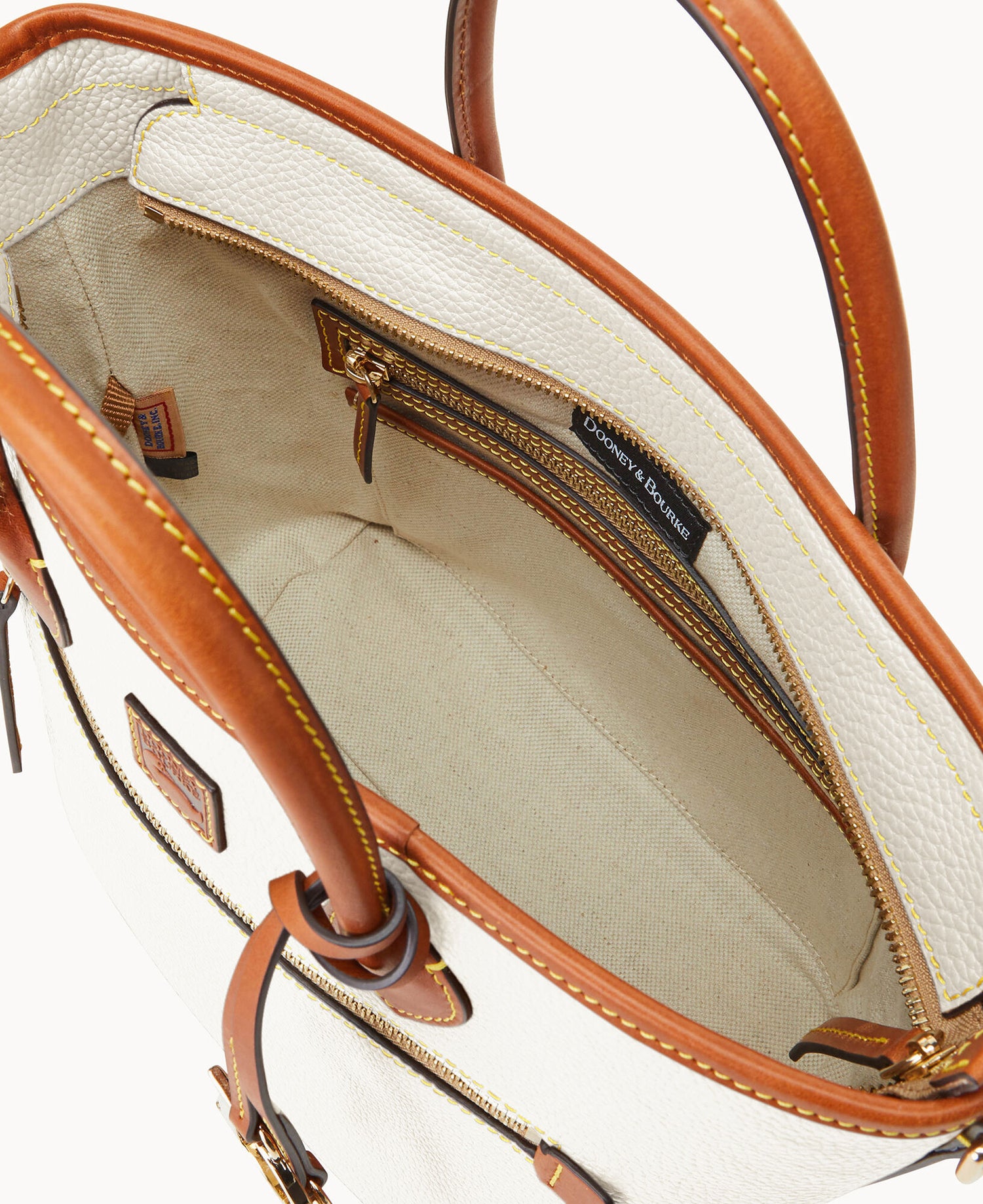 B1963G_9PWHPAKR_ALT2