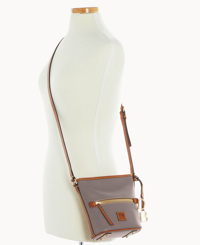 B1969G_9PELPAKR_ALT4