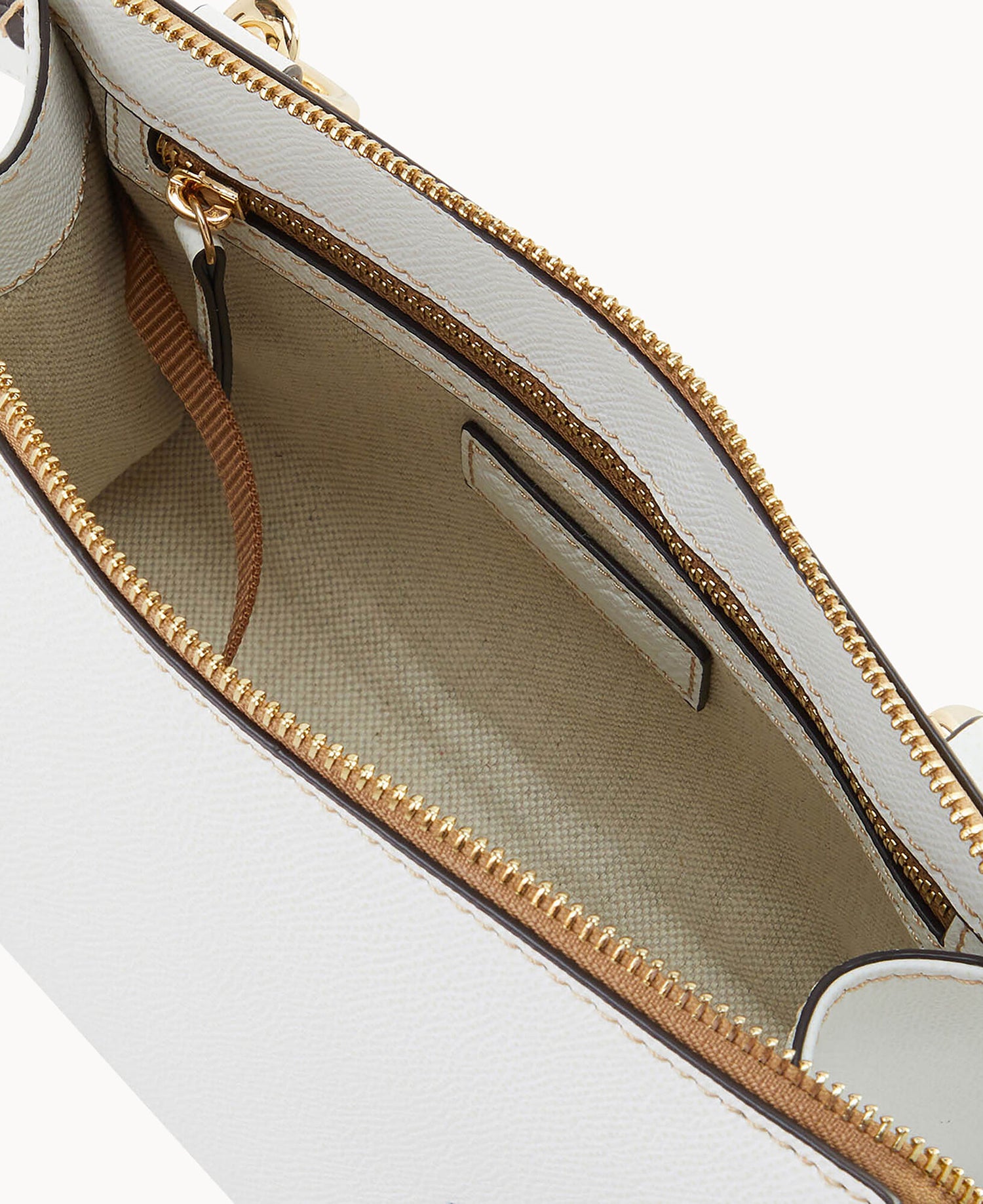 B2563G_AJWHAJWH_ALT2